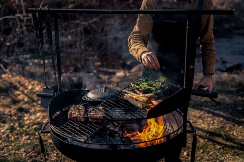 Barebones Cowboy Fire Pit Grill Systeem